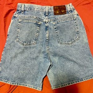 Women’s jean shorts St John’s Bay size 8